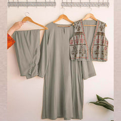 Lulusar Koti Style 3-Pcs Embroidery Work Stiched Suit. Lulusar Koti Style 3-Pcs Embroidery Work Stiched Suit.