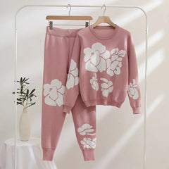 White Rose Printed Premium Quality Winter 2-Pcs Tracksuit For Her. WWTS-03 White Rose Printed Premium Quality Winter 2-Pcs Tracksuit For Her. WWTS-03