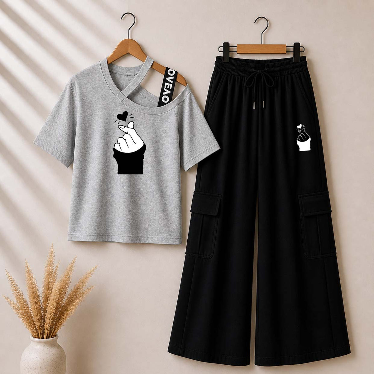 Grey Chutki Printed V-Neck Shoulder Strap & Cargo Trouser Style 2-Pcs Summer Tracksuit. D-4