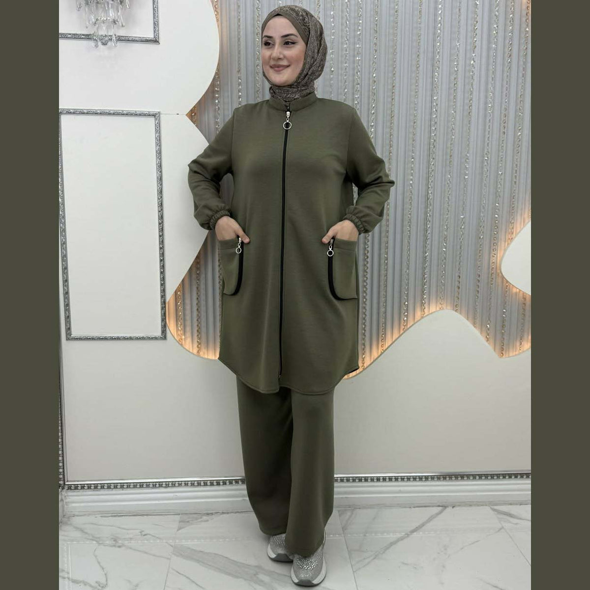 Zipper Pocket's Jacket Style Premium Quality Winter 2-Pcs Tracksuit For Her. WWTS-56